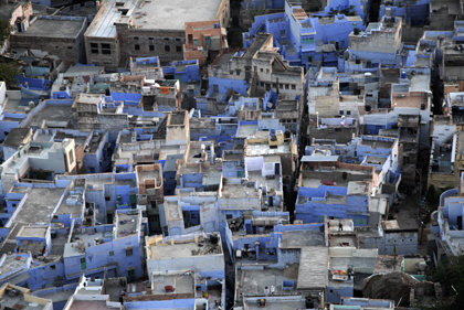 Jodhpur is the second major city of Rajasthan in India and there are actually many reasons why many of the houses in the old part of this gorgeous city are painted in the beautiful blue color. Read more about Jodhpur in this archive story.